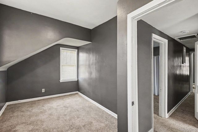 21716 LAKEVIEW Street, St. Clair Shores, MI 48080