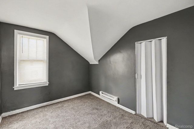 21716 LAKEVIEW Street, St. Clair Shores, MI 48080