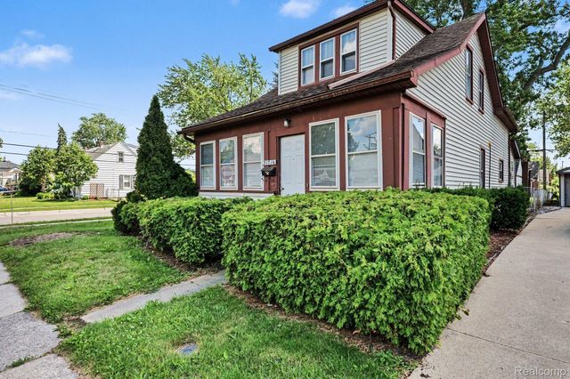 21716 LAKEVIEW Street, St. Clair Shores, MI 48080