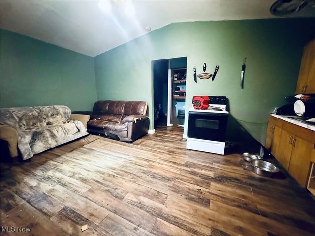 2033 & 2035 Cedar Run Road, Friendly, WV 26142