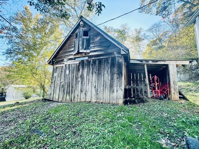 2033 & 2035 Cedar Run Road, Friendly, WV 26142