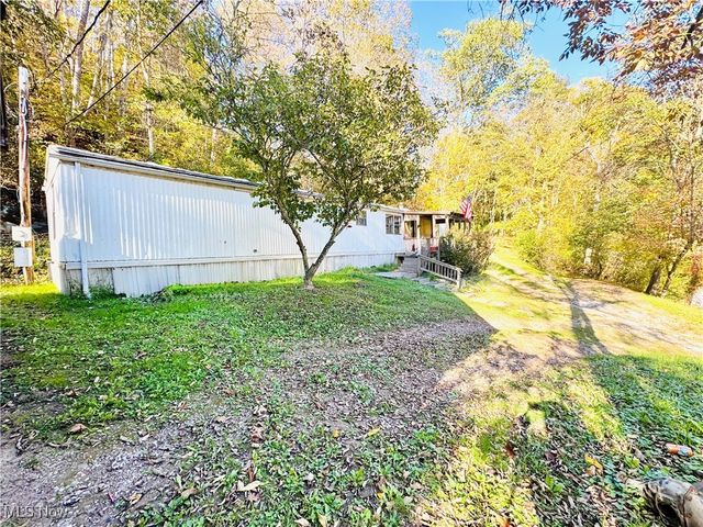 2033 & 2035 Cedar Run Road, Friendly, WV 26142