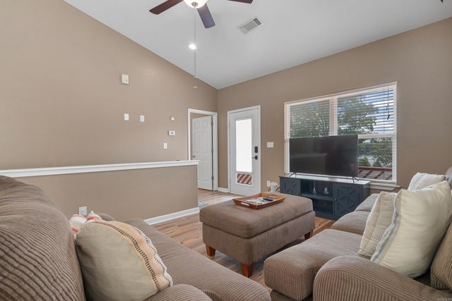 208 Aberina St Apt B, Hot Springs, AR 71913