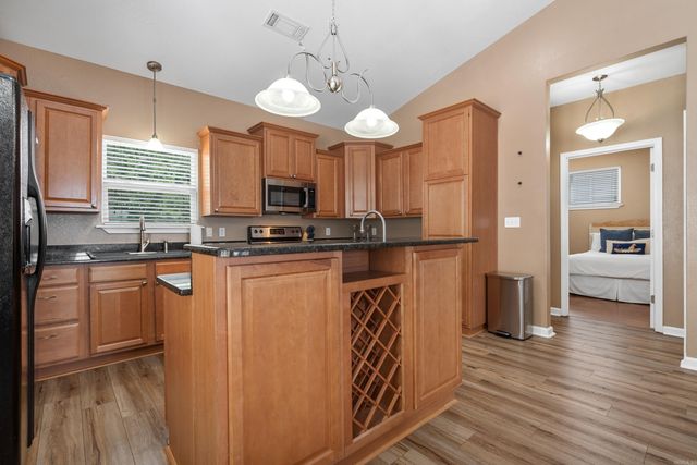 208 Aberina St Apt B, Hot Springs, AR 71913