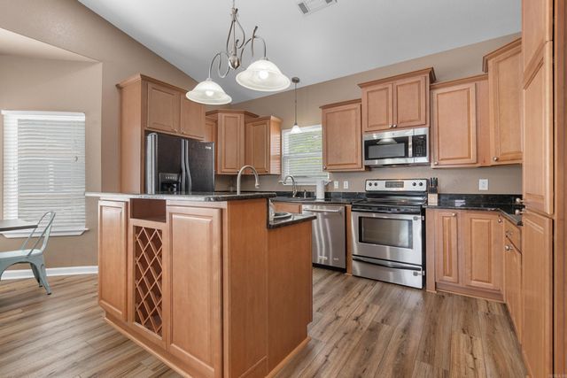 208 Aberina St Apt B, Hot Springs, AR 71913