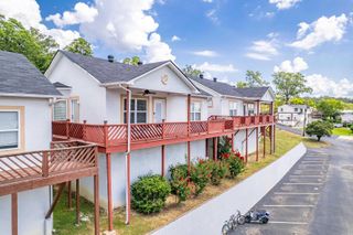 208 Aberina St Apt B, Hot Springs, AR 71913