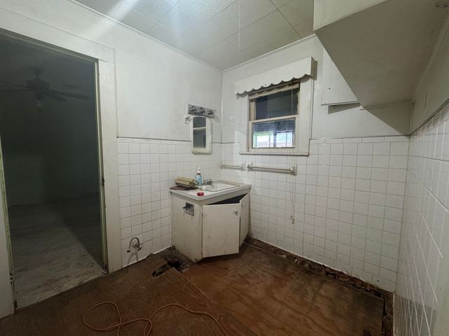 2802 WENONAH AVENUE, Wichita Falls, TX 76309