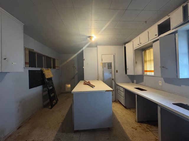 2802 WENONAH AVENUE, Wichita Falls, TX 76309