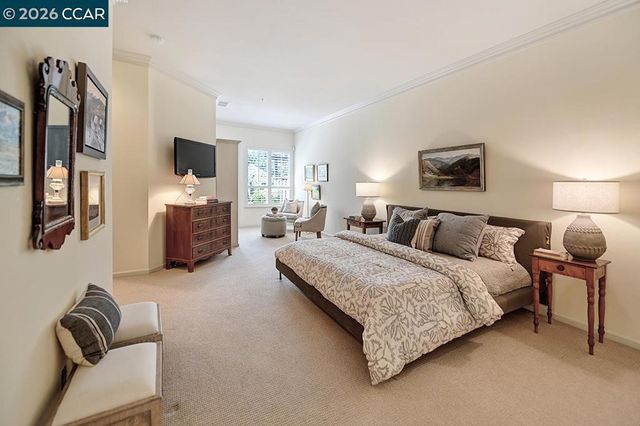 1706 Comstock Dr, Walnut Creek, CA 94595