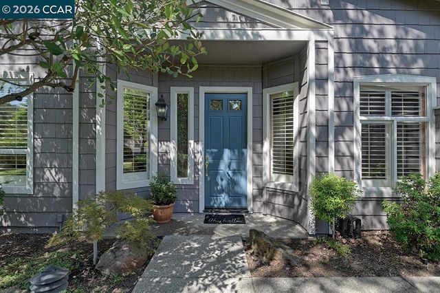 1706 Comstock Dr, Walnut Creek, CA 94595