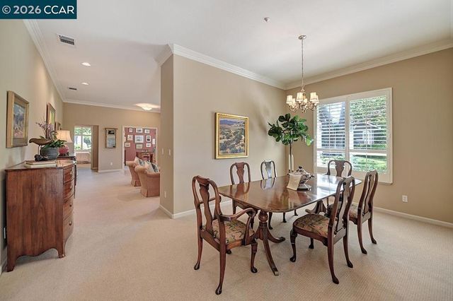1706 Comstock Dr, Walnut Creek, CA 94595