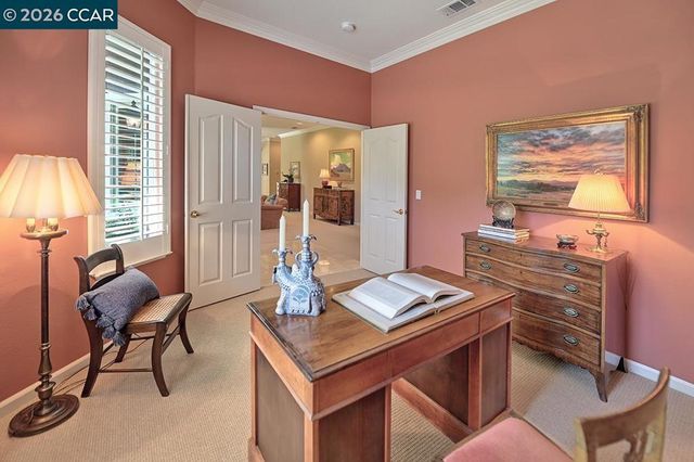 1706 Comstock Dr, Walnut Creek, CA 94595