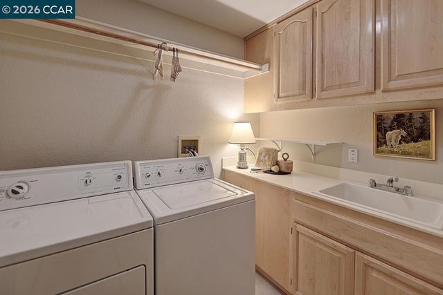 1706 Comstock Dr, Walnut Creek, CA 94595