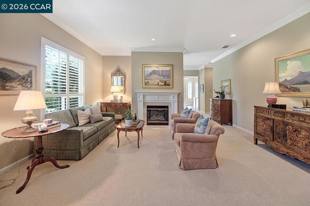 1706 Comstock Dr, Walnut Creek, CA 94595