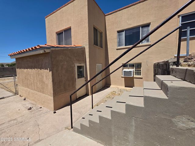 906 Kopra Street, Truth Or Consequences, NM 87901
