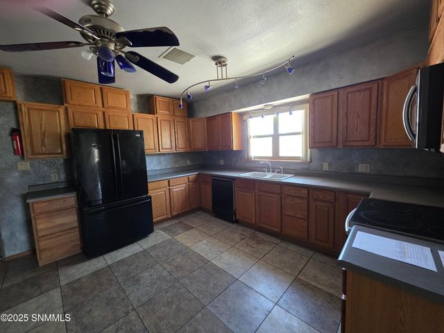 906 Kopra Street, Truth Or Consequences, NM 87901