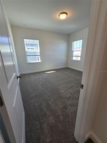 2284 HEN ROAD, Clermont, FL 34715