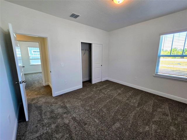 2284 HEN ROAD, Clermont, FL 34715