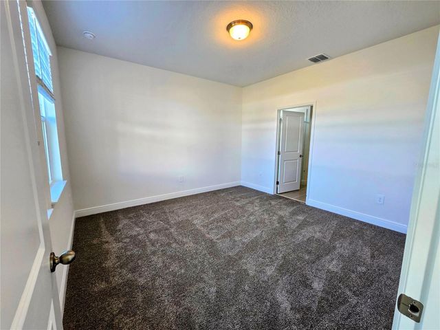 2284 HEN ROAD, Clermont, FL 34715