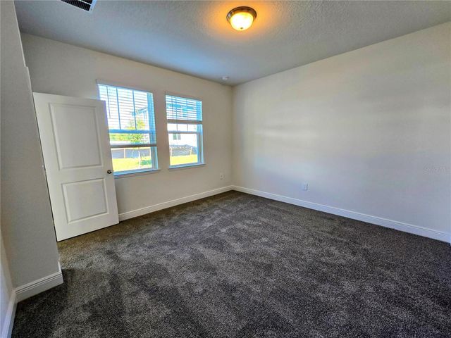 2284 HEN ROAD, Clermont, FL 34715