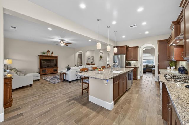 3096 Kenosha Avenue, Clovis, CA 93619
