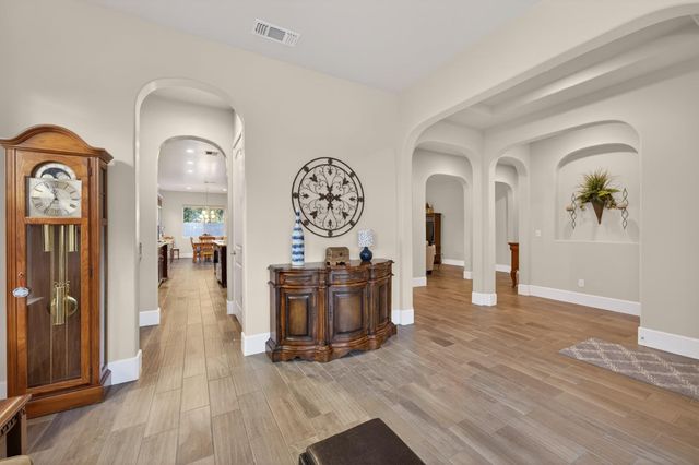 3096 Kenosha Avenue, Clovis, CA 93619