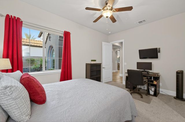 3096 Kenosha Avenue, Clovis, CA 93619