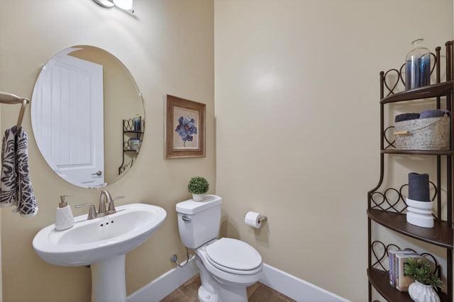 3096 Kenosha Avenue, Clovis, CA 93619