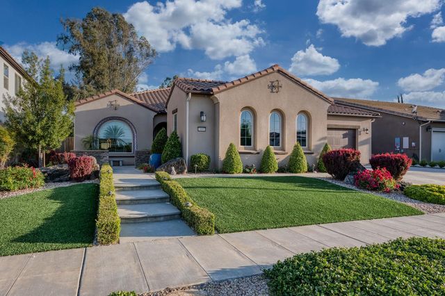 3096 Kenosha Avenue, Clovis, CA 93619