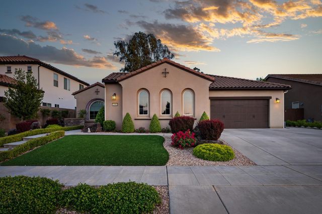 3096 Kenosha Avenue, Clovis, CA 93619