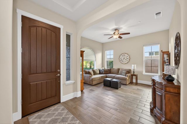3096 Kenosha Avenue, Clovis, CA 93619
