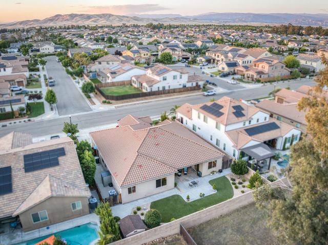 3096 Kenosha Avenue, Clovis, CA 93619