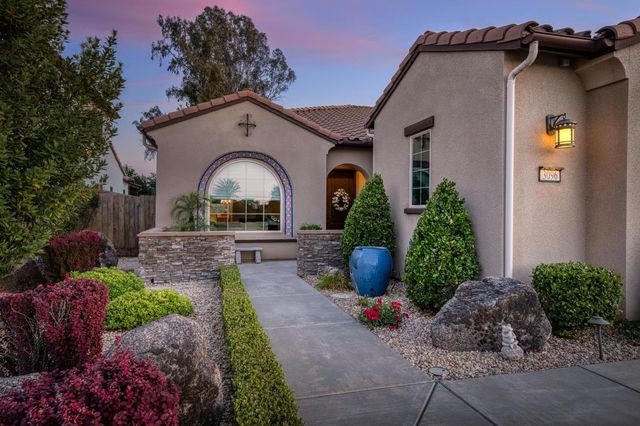 3096 Kenosha Avenue, Clovis, CA 93619