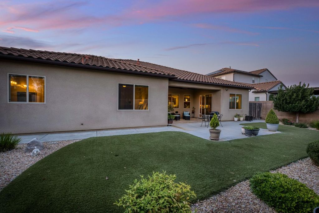 Image 57 of property listing at 3096 Kenosha Avenue, Clovis, CA 93619