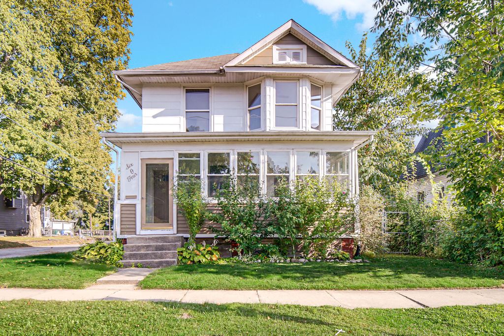 604 Weller Avenue, La Porte, IN 46350