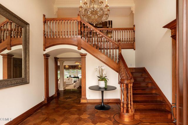 860 Flintridge Avenue, La Canada Flintridge, CA 91011