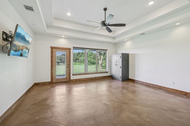 8137 Dollar Lane, Fort Worth, TX 76126