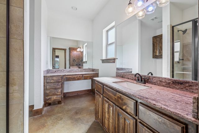 8137 Dollar Lane, Fort Worth, TX 76126