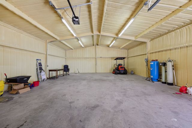 8137 Dollar Lane, Fort Worth, TX 76126