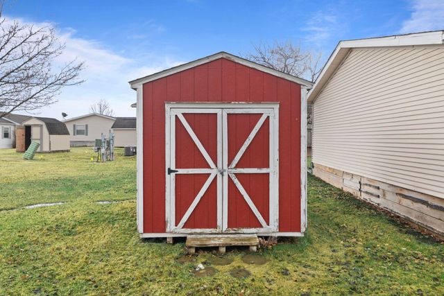 3737 Cross Creek Street, Dryden Twp, MI 48428