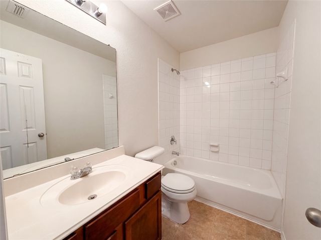8608 Sagebrush Trail, Cross Roads, TX 76227