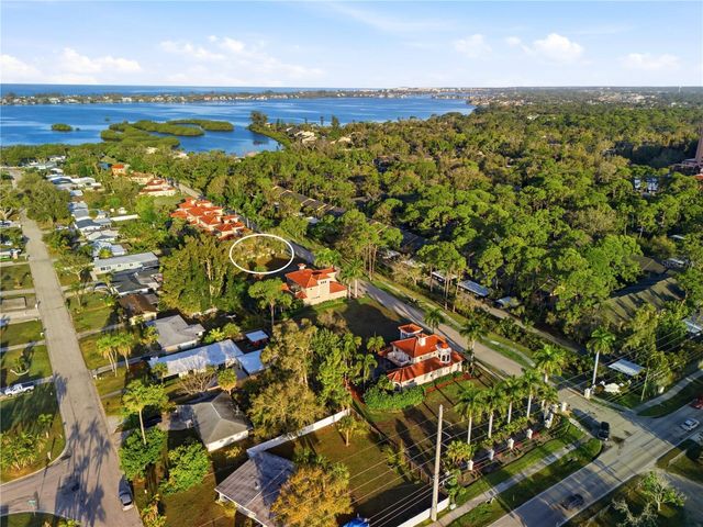 1740 ASSISI DRIVE, Sarasota, FL 34231