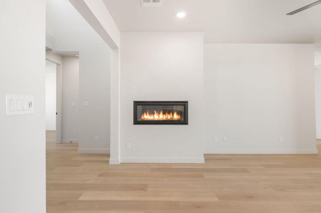 2523 Box Lake Drive NE, Rio Rancho, NM 87144