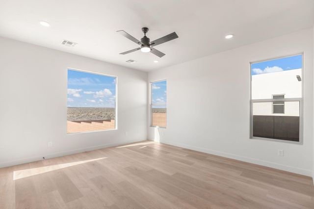 2523 Box Lake Drive NE, Rio Rancho, NM 87144