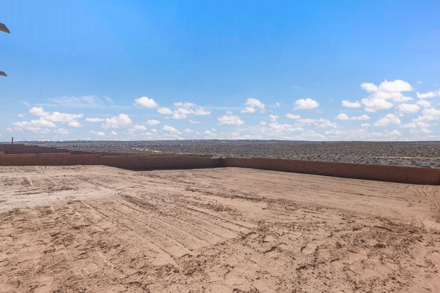 2523 Box Lake Drive NE, Rio Rancho, NM 87144