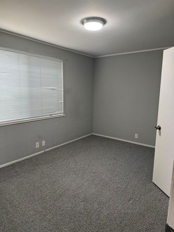 2144 2144 Alvarado St, San Leandro, CA 94577