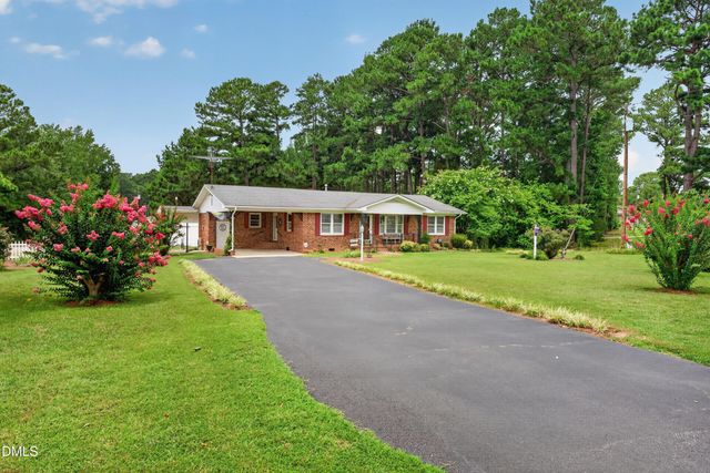 6269 Flower Hill Road, Kenly, NC 27542