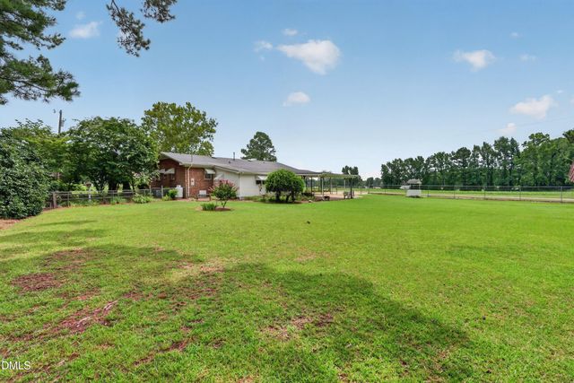 6269 Flower Hill Road, Kenly, NC 27542