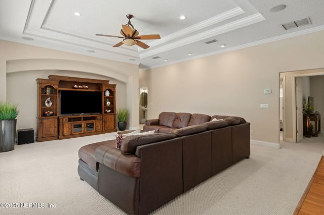 12610 ANGEL LAKE Drive W, Jacksonville, FL 32218