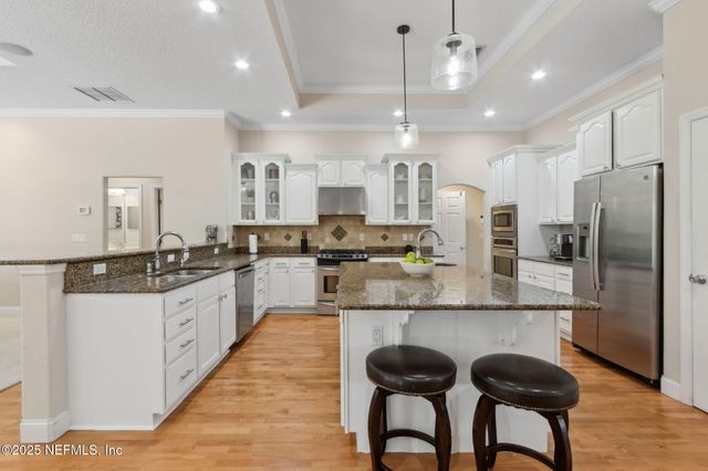 12610 ANGEL LAKE Drive W, Jacksonville, FL 32218